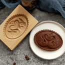 Houten koekjesvorm in kerstthema