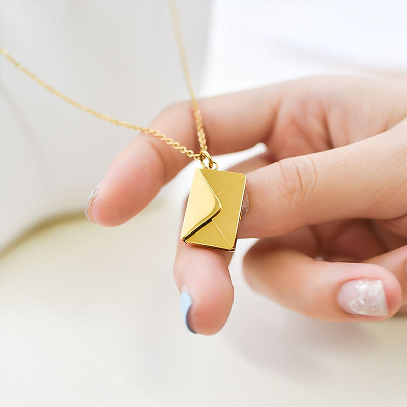 Envelop Hanger Ketting