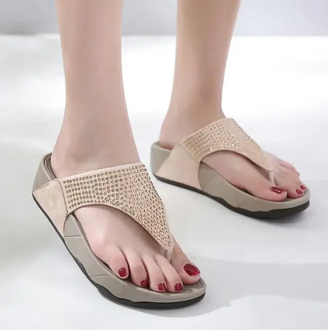 Luxe Dames Slippers met Strass – Comfortabele Platform Sandalen voor Zomeruitjes en Stranddagen-1