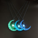 Moon Necklace - Glow in the dark damesketting